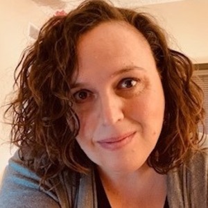 Jen Lewis's profile photo