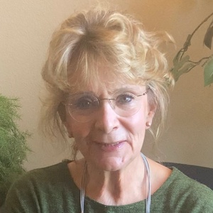 Lindy  Wetzel's profile photo