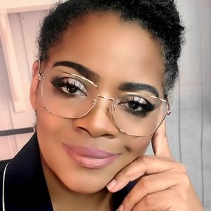 Christie Peters's profile photo