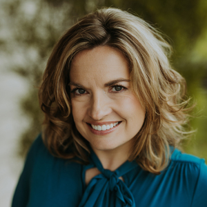 Laura Lewis
