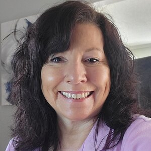 Angie Lester's profile photo