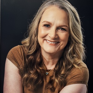 Stephanie McIntosh Szabo's profile photo