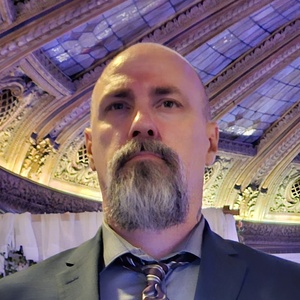 Christopher Elliott's profile photo