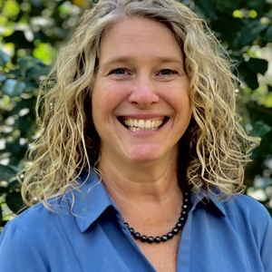 Holly Abbott's profile photo