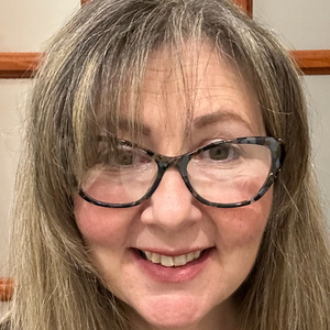 Elizabeth Cooper's profile photo