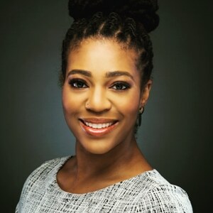 Elizabeth Lewis's profile photo