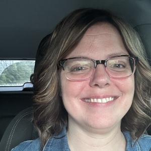 Angela Matics's profile photo