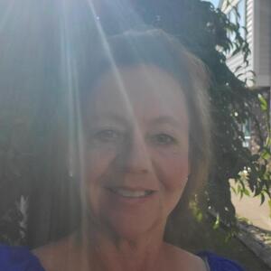 Julianne Holroyd's profile photo