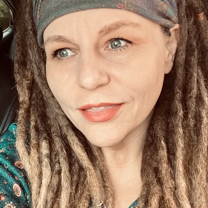 Angela Hogan's profile photo