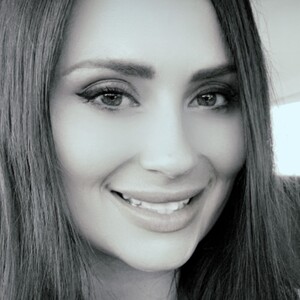 Lori  Loretta's profile photo