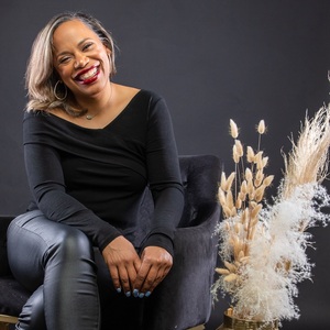 Ms. J Moss's profile photo