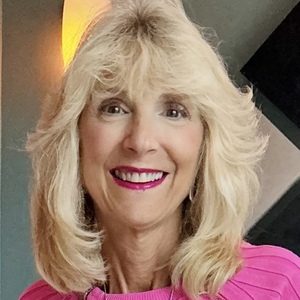 Karen Cenname's profile photo