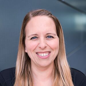 Robyn Hall's profile photo