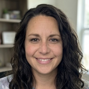 Becky Bradley's profile photo