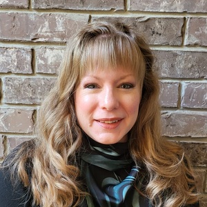 Elizabeth Edmunds's profile photo