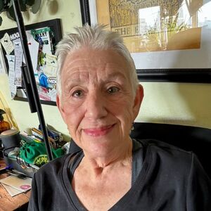 Carol Harris's profile photo
