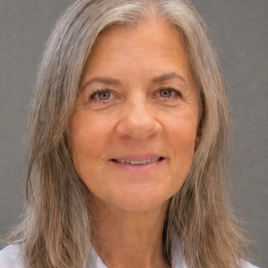 Lori McGuire Lewis's profile photo