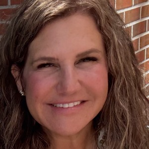 Reka (Ray-kah) Farago's profile photo