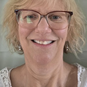 Lori Truesdell's profile photo